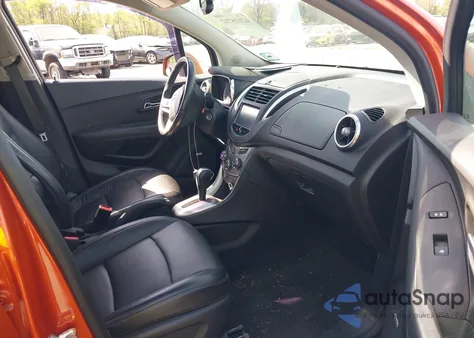 2015 Chevrolet Trax Ltz z USA, uszkodzony, nr VIN KL7CJNSB5FB071470